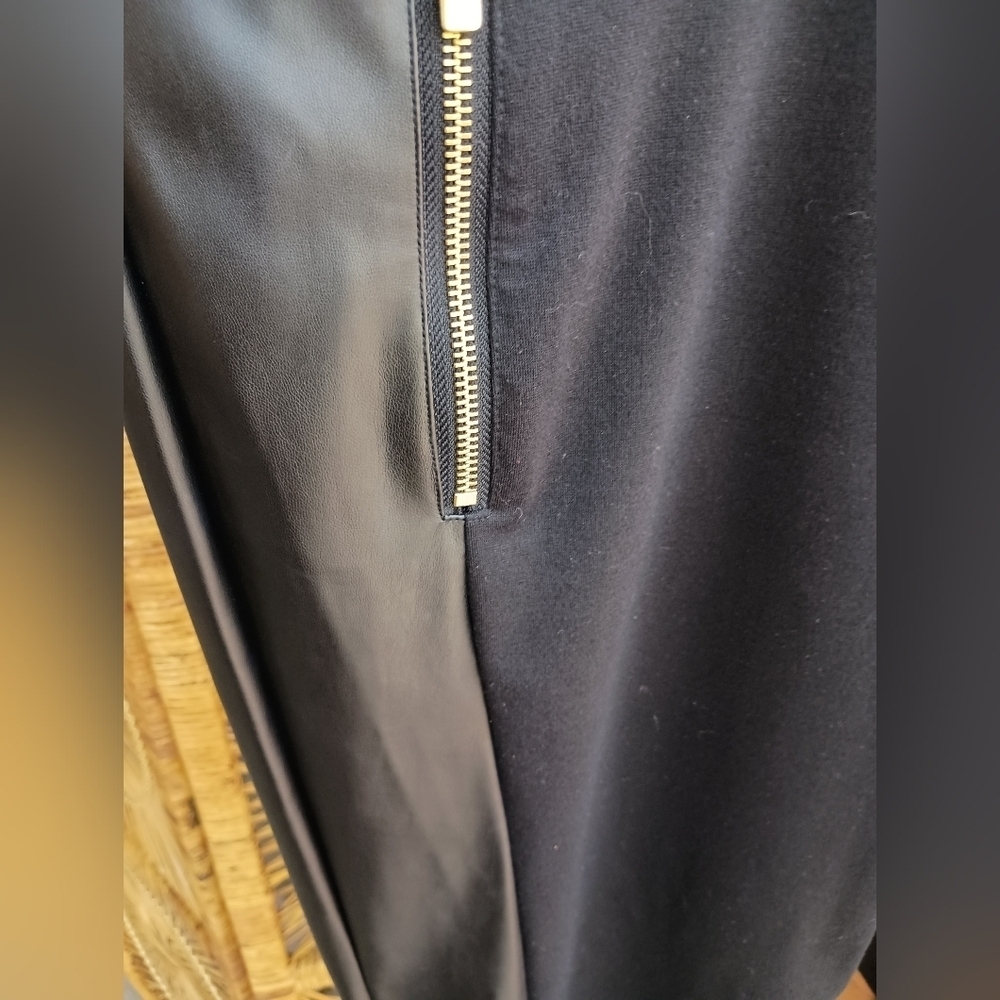Michael Kors Black Women's Pants with Zipper Detail_2X - Picture 4 of 7